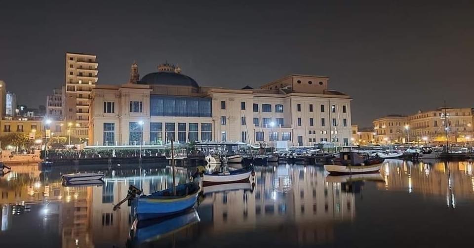 L'Antica Dimora In Centro Bari Exterior foto