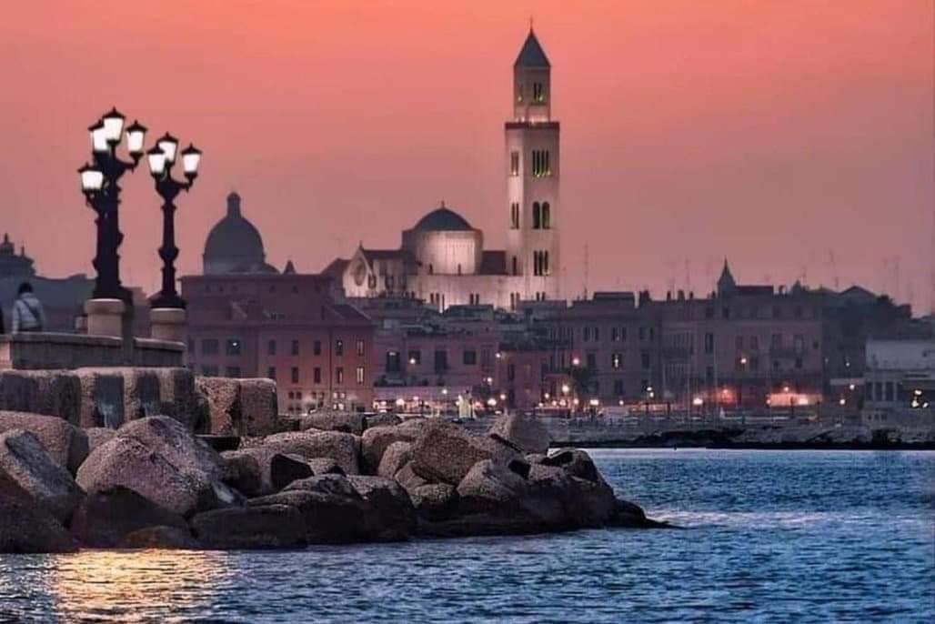L'Antica Dimora In Centro Bari Exterior foto